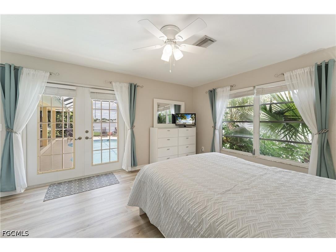 102 SW 9th Street Cape Coral FL 33991 2026025564 image24