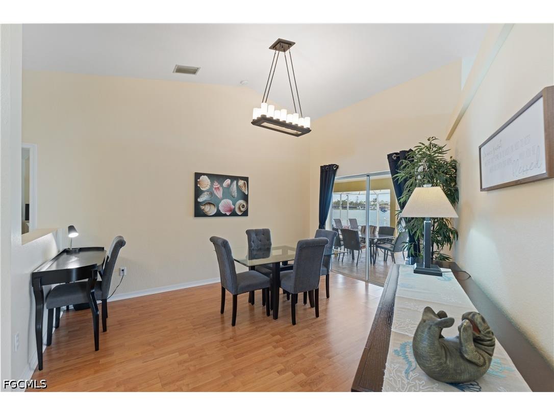 102 SW 9th Street Cape Coral FL 33991 2026025564 image25