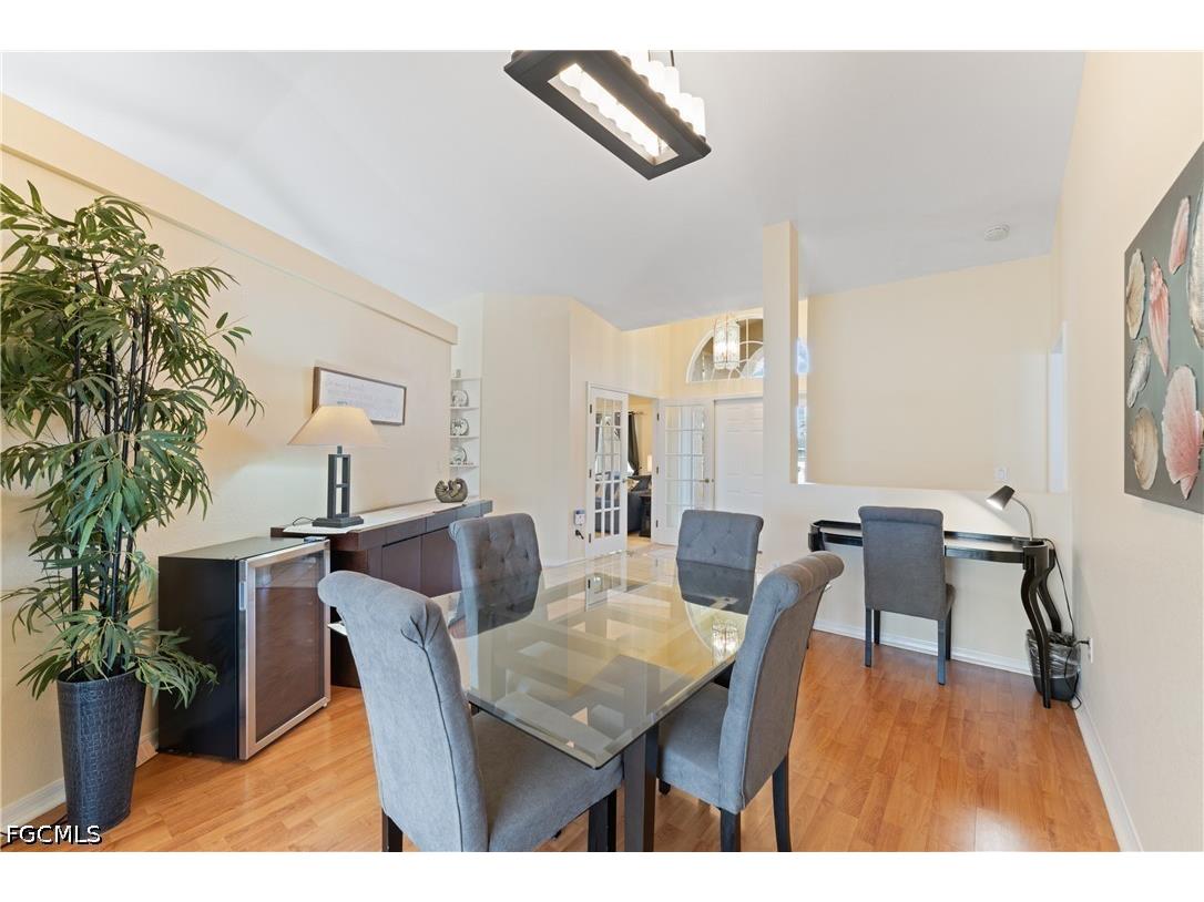 102 SW 9th Street Cape Coral FL 33991 2026025564 image27