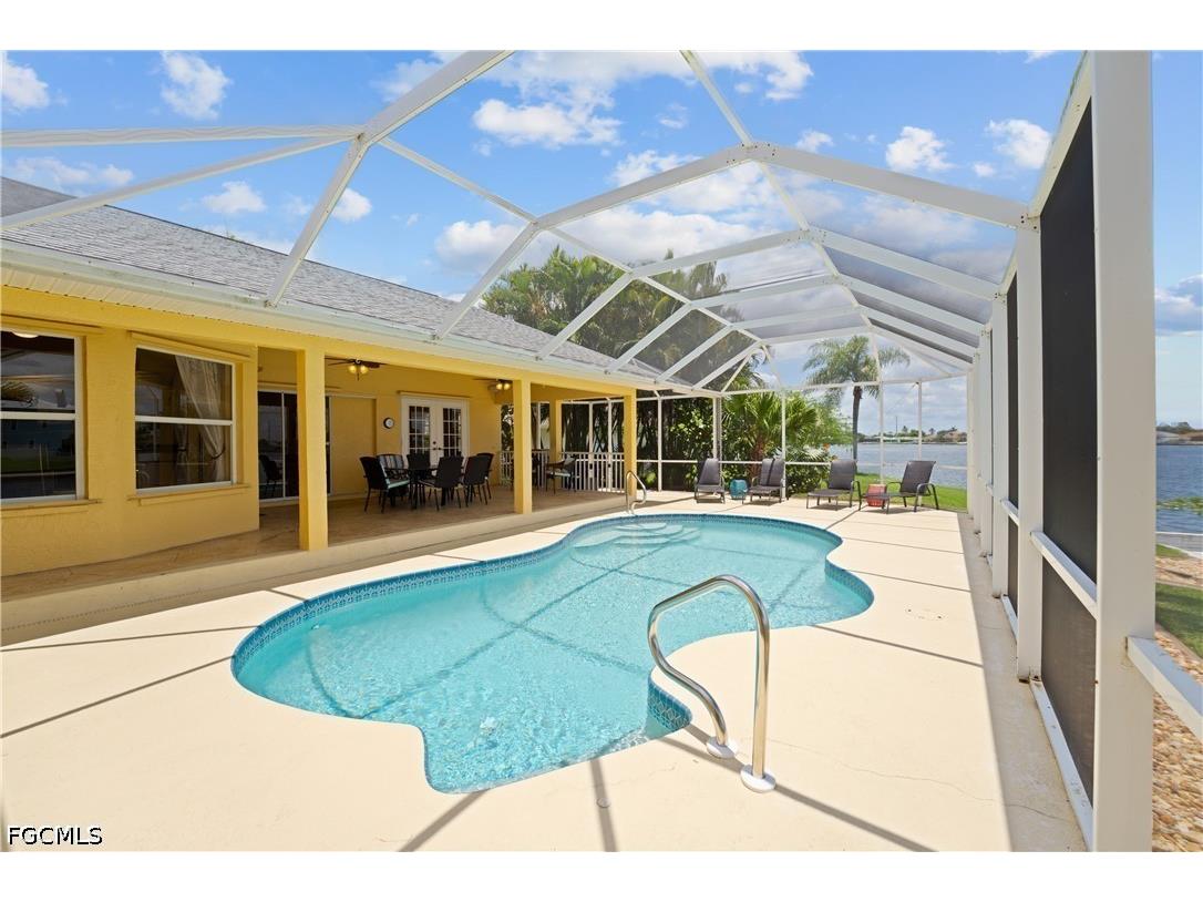 102 SW 9th Street Cape Coral FL 33991 2026025564 image32