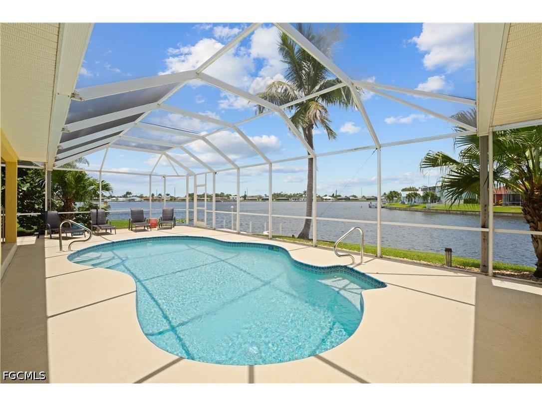 102 SW 9th Street Cape Coral FL 33991 2026025564 image4