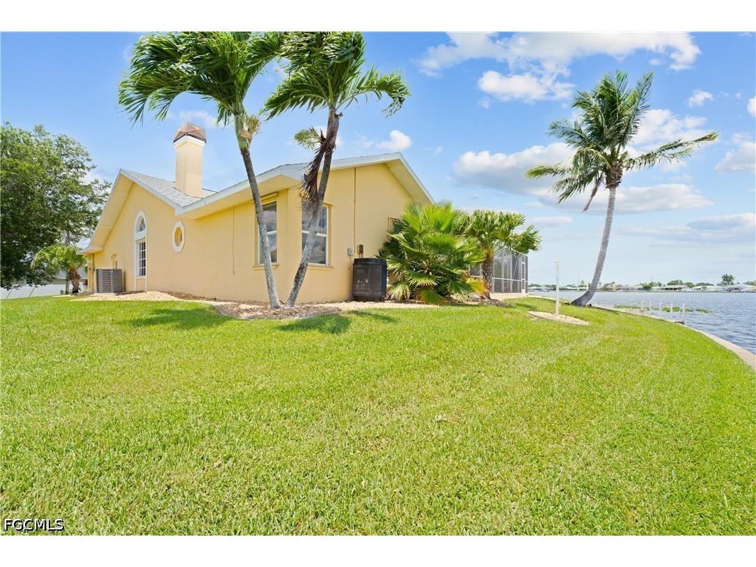 102 SW 9th Street Cape Coral FL 33991 2026025564 image47