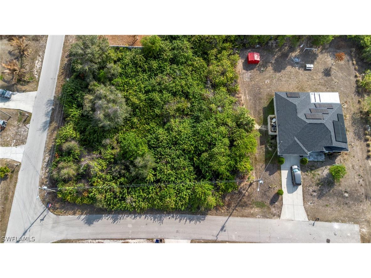 102 Sally Avenue N Lehigh Acres FL 33971 225079520 image1