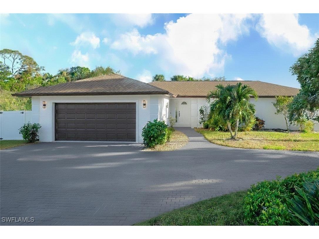 102 Sharwood Drive Naples FL 34110 226000438 image1