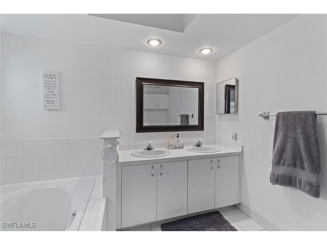 102 Tuscana Court #901 Naples FL 34119 225071758 image13