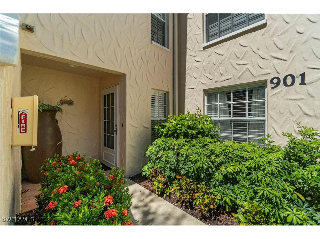 102 Tuscana Court #901 Naples FL 34119 225071758 image3
