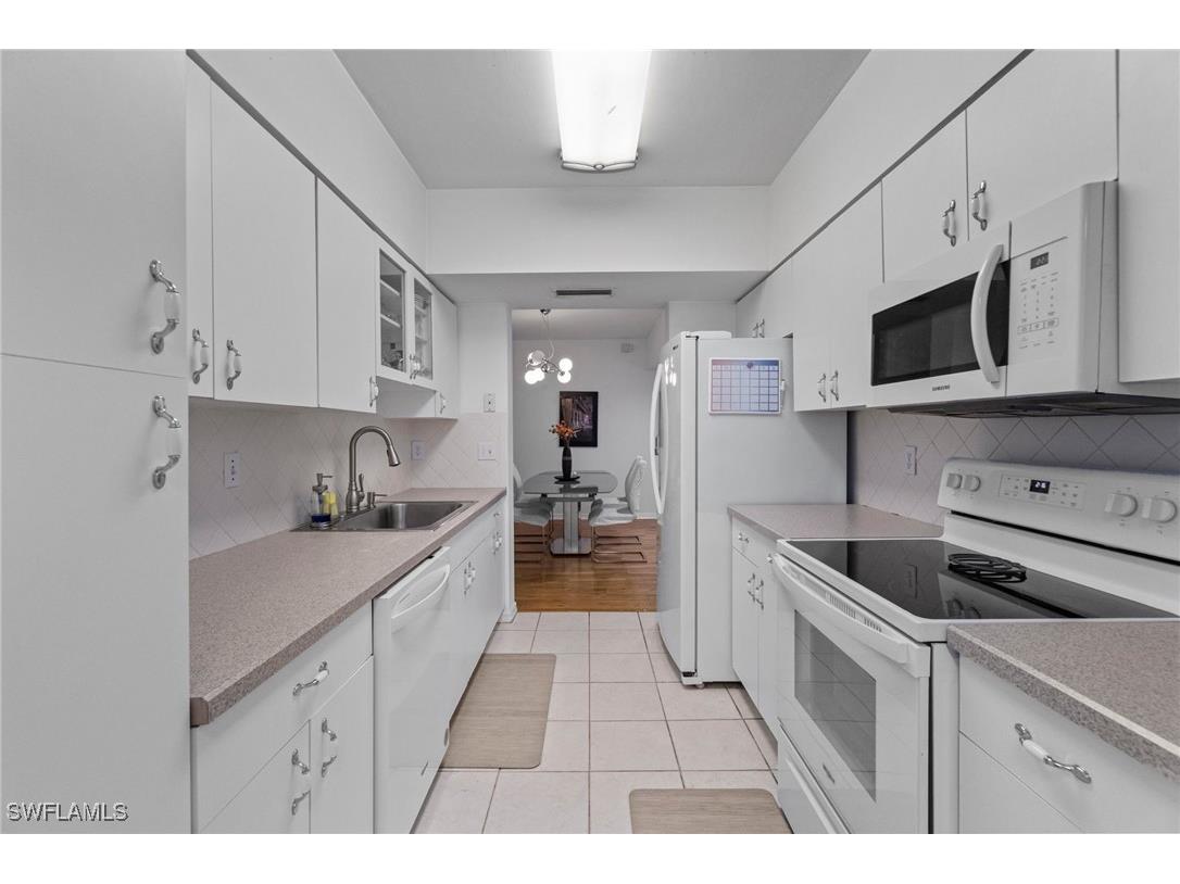 102 Tuscana Court #901 Naples FL 34119 225071758 image9