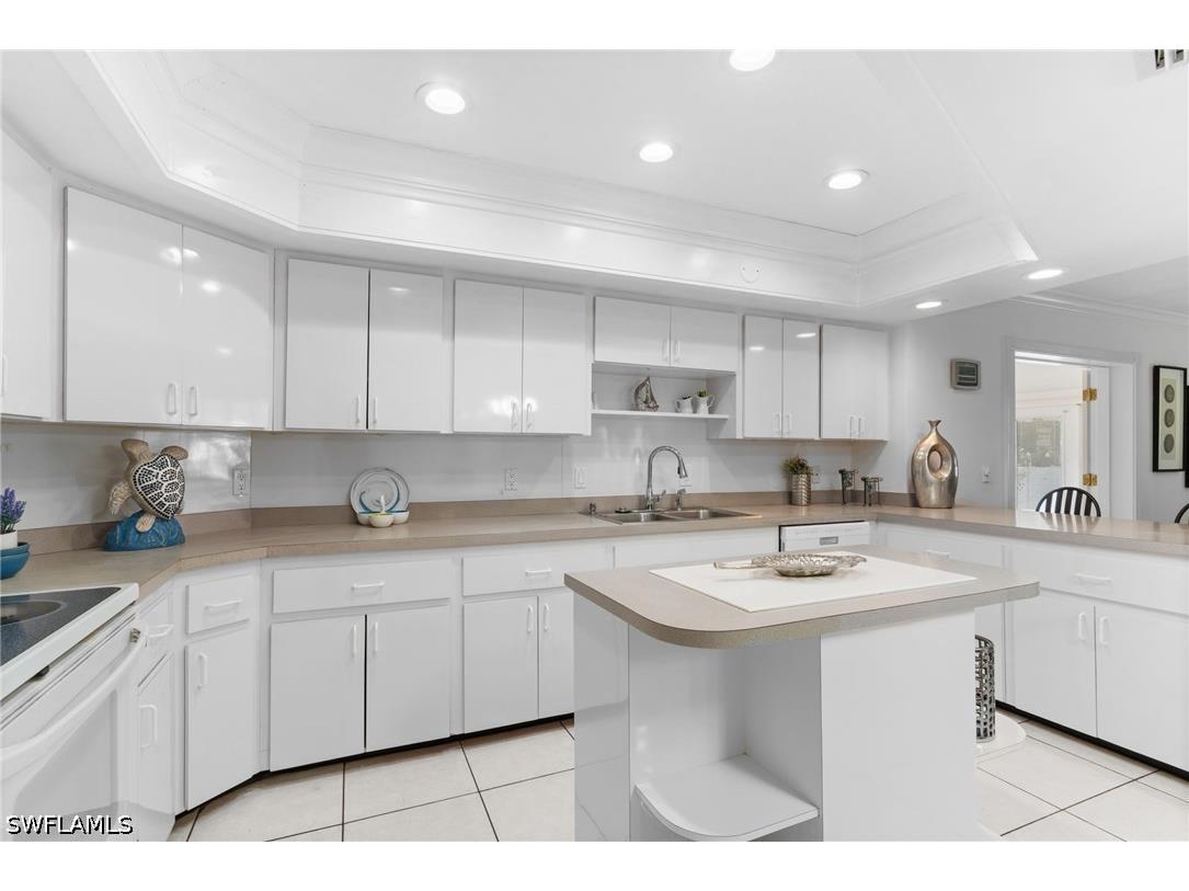 1020 28th Avenue N Naples FL 34103 226018820 image14