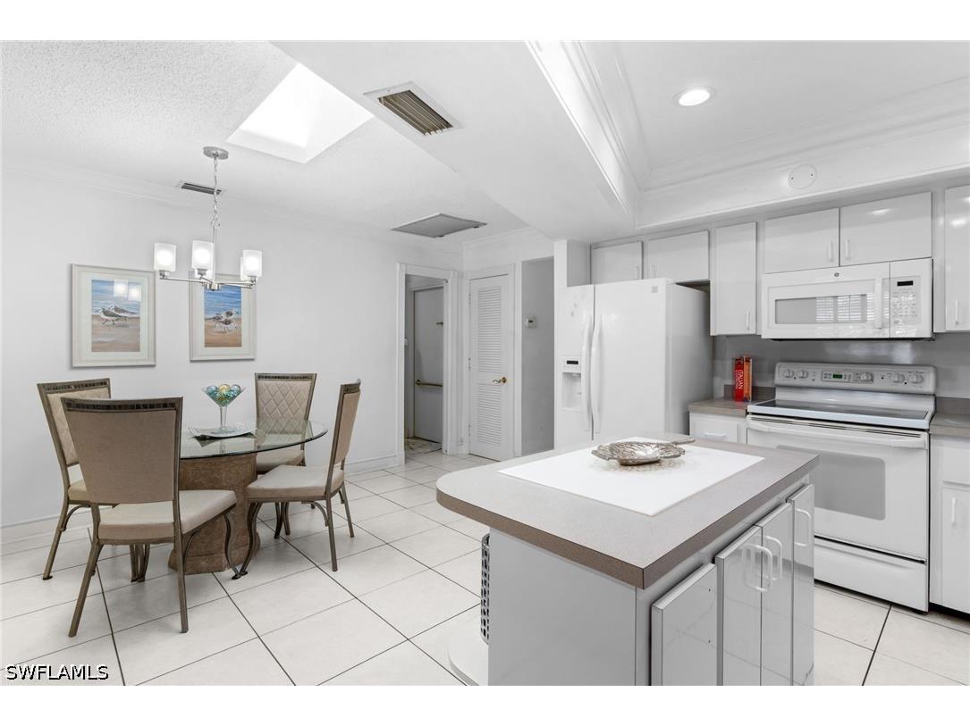 1020 28th Avenue N Naples FL 34103 226018820 image19