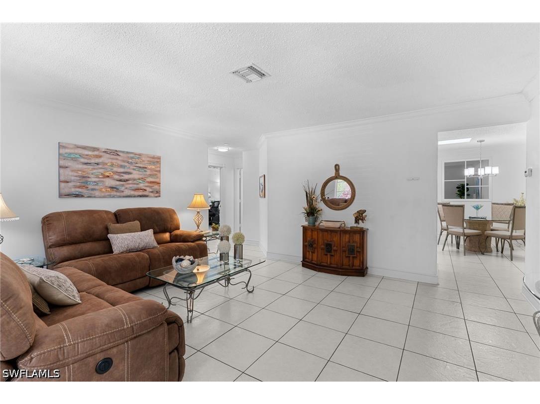 1020 28th Avenue N Naples FL 34103 226018820 image5