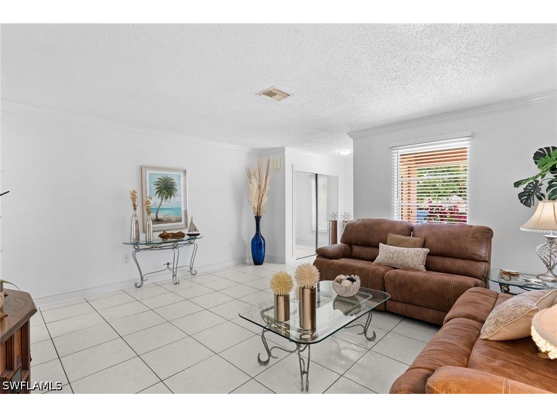 1020 28th Avenue N Naples FL 34103 226018820 image7