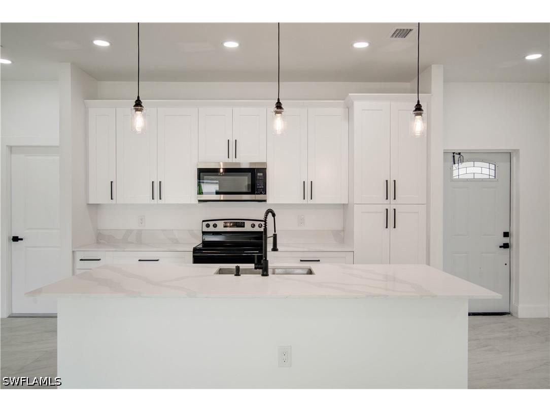 1020 Carroll Street E Lehigh Acres FL 33974 226021631 image10