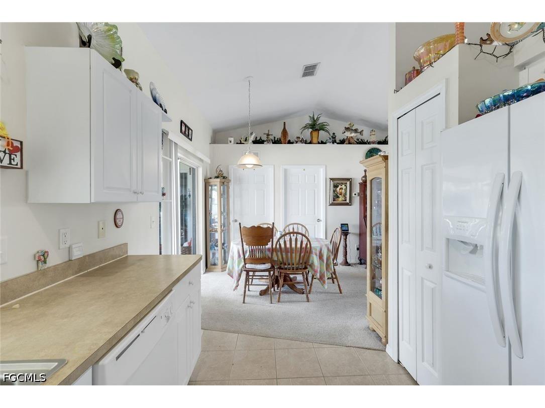 1020 Diplomat Parkway W Cape Coral FL 33993 2026016298 image11