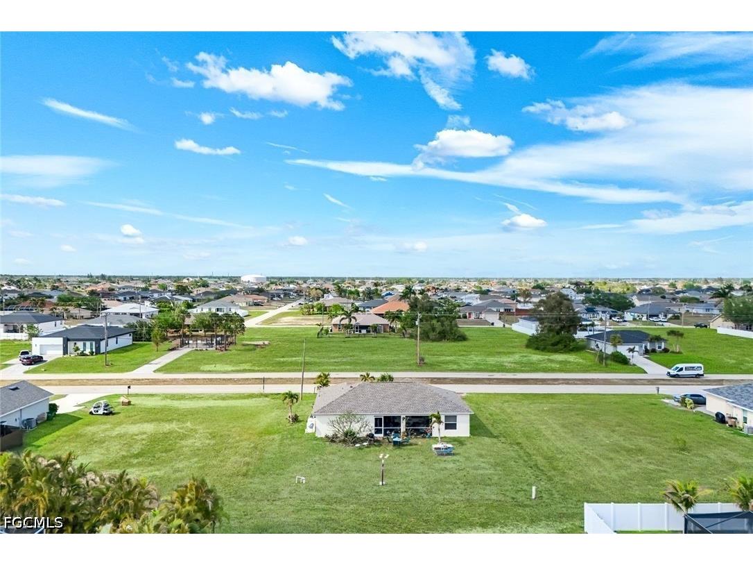 1020 Diplomat Parkway W Cape Coral FL 33993 2026016298 image23