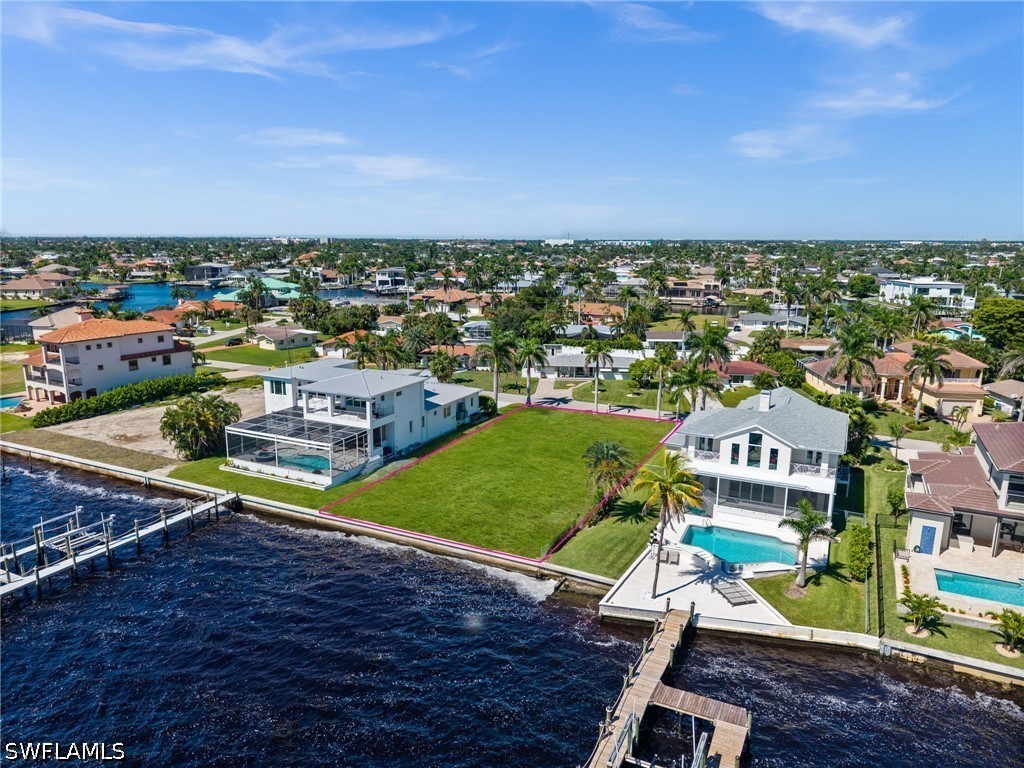 1020 Dolphin Drive Cape Coral FL 33904 226014104 image1