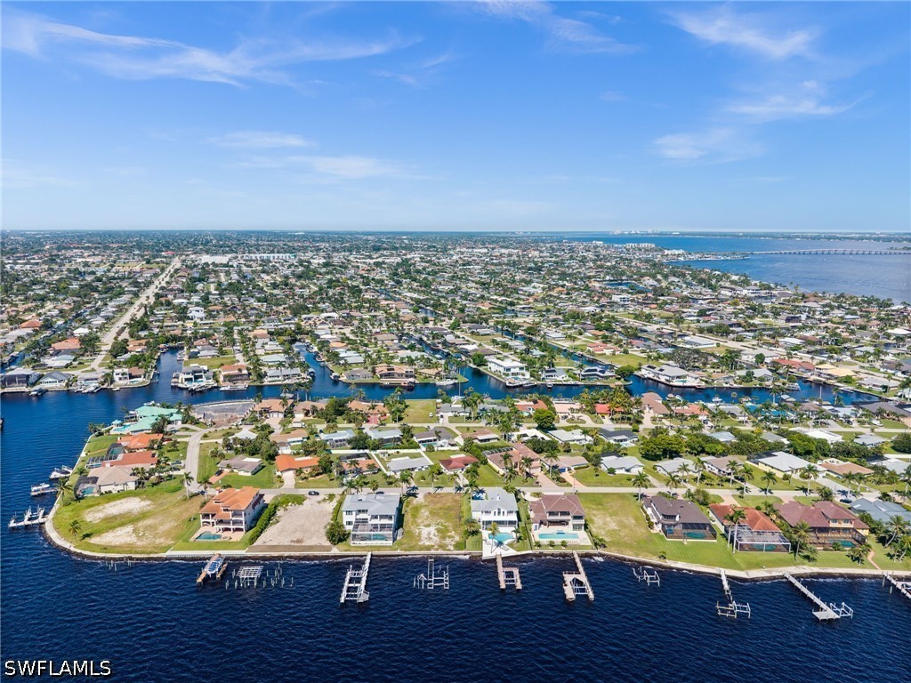 1020 Dolphin Drive Cape Coral FL 33904 226014104 image16