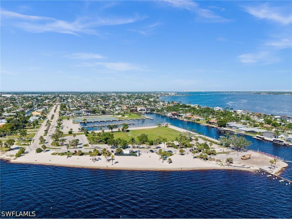 1020 Dolphin Drive Cape Coral FL 33904 226014104 image18