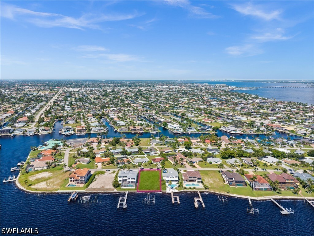1020 Dolphin Drive Cape Coral FL 33904 226014104 image6
