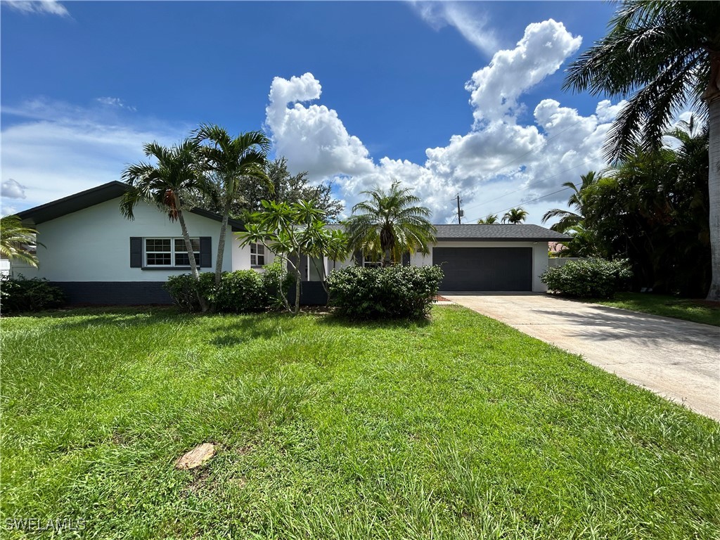 1020 El Mar Avenue Fort Myers FL 33919 224069944 image1
