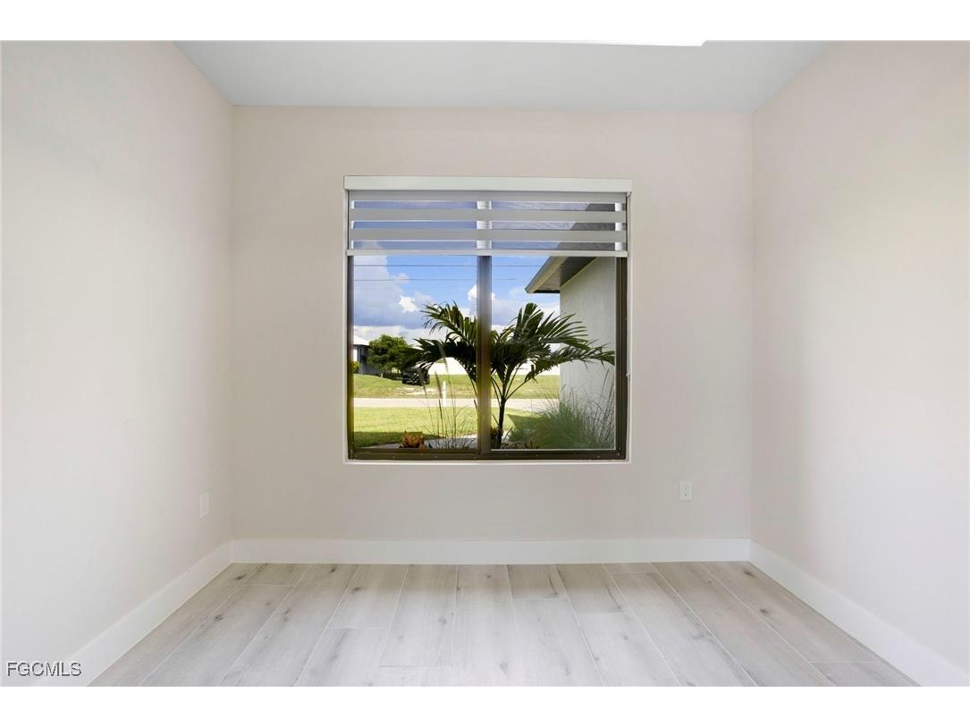 1020 NW 33rd Place Cape Coral FL 33993 2025005116 image17