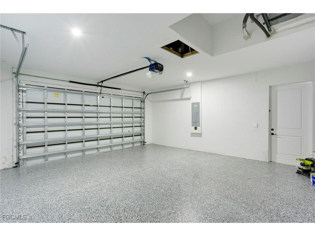 1020 NW 33rd Place Cape Coral FL 33993 2025005116 image37