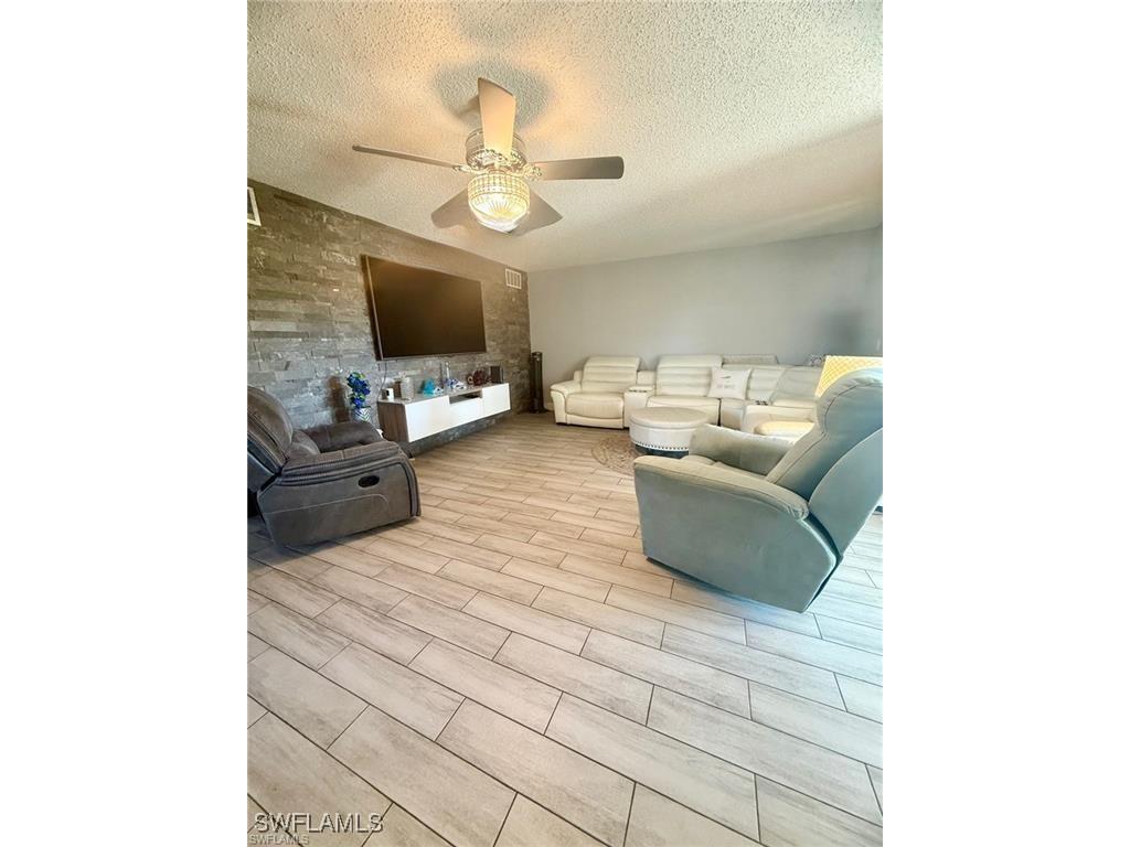 1020 Palm View Drive #101C Naples FL 34110 225071166 image8