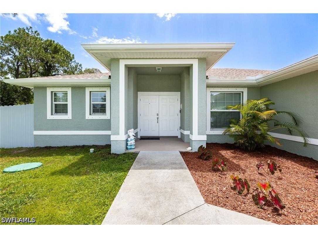 1020 Prospect Avenue Lehigh Acres FL 33972 226024899 image2