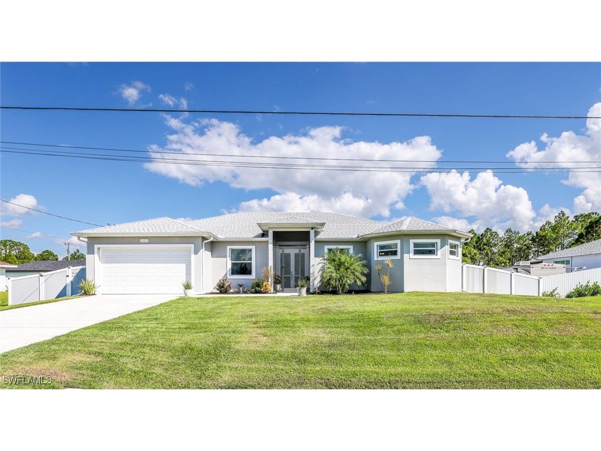 1020 Rush Avenue Lehigh Acres FL 33972 225075958 image1