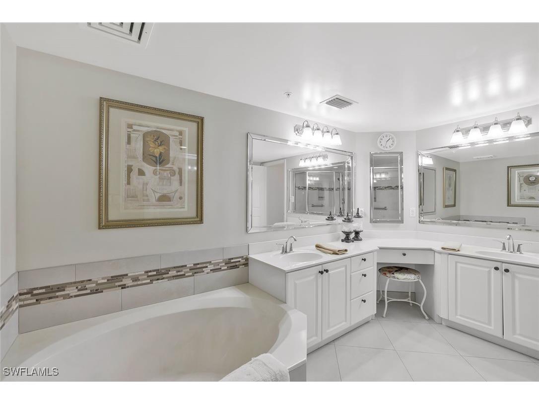 1020 S Collier Boulevard #206 Marco Island FL 34145 225079517 image12