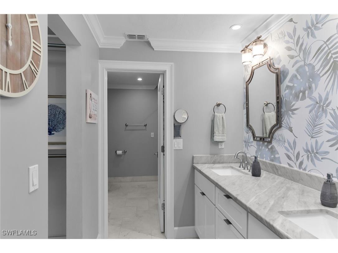 1020 Swallow Avenue #302 Marco Island FL 34145 225085024 image23