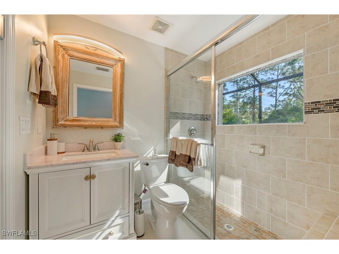 1020 Tivoli Lane Naples FL 34104 225083342 image18