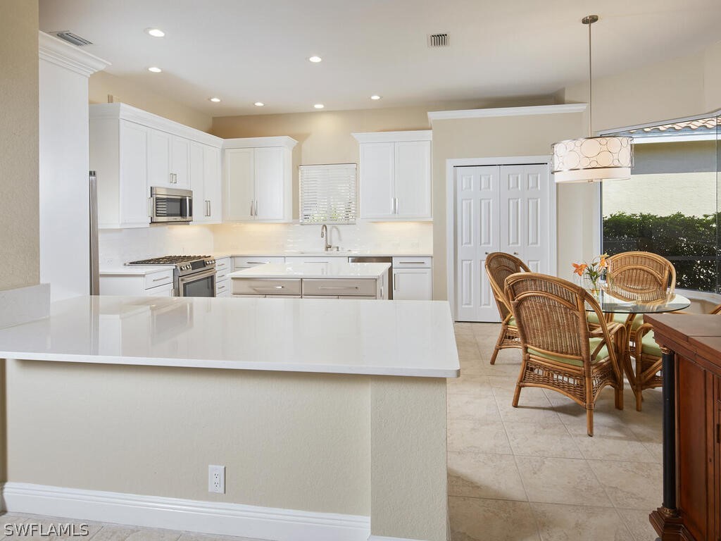 10200 Ginger Pointe Court Estero FL 34135 224039660 image1