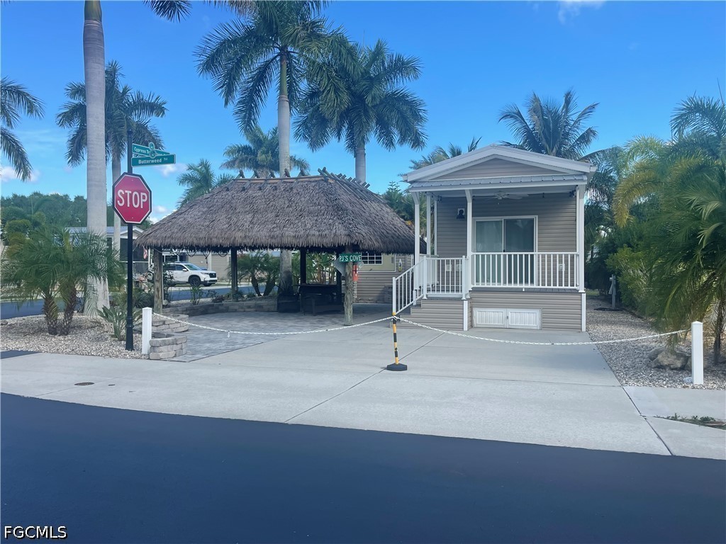10201 Butterweed Trail Fort Myers FL 33905 2026015110 image1