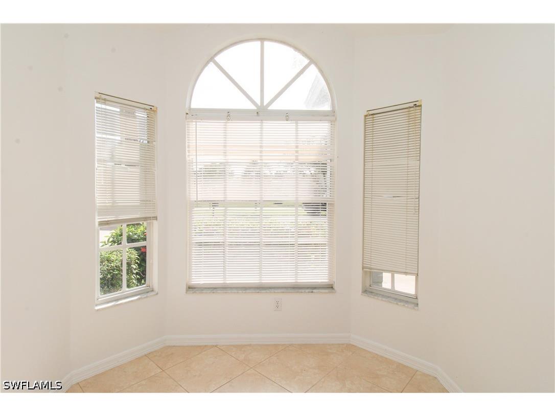 10201 Regent Circle Naples FL 34109 226015360 image14