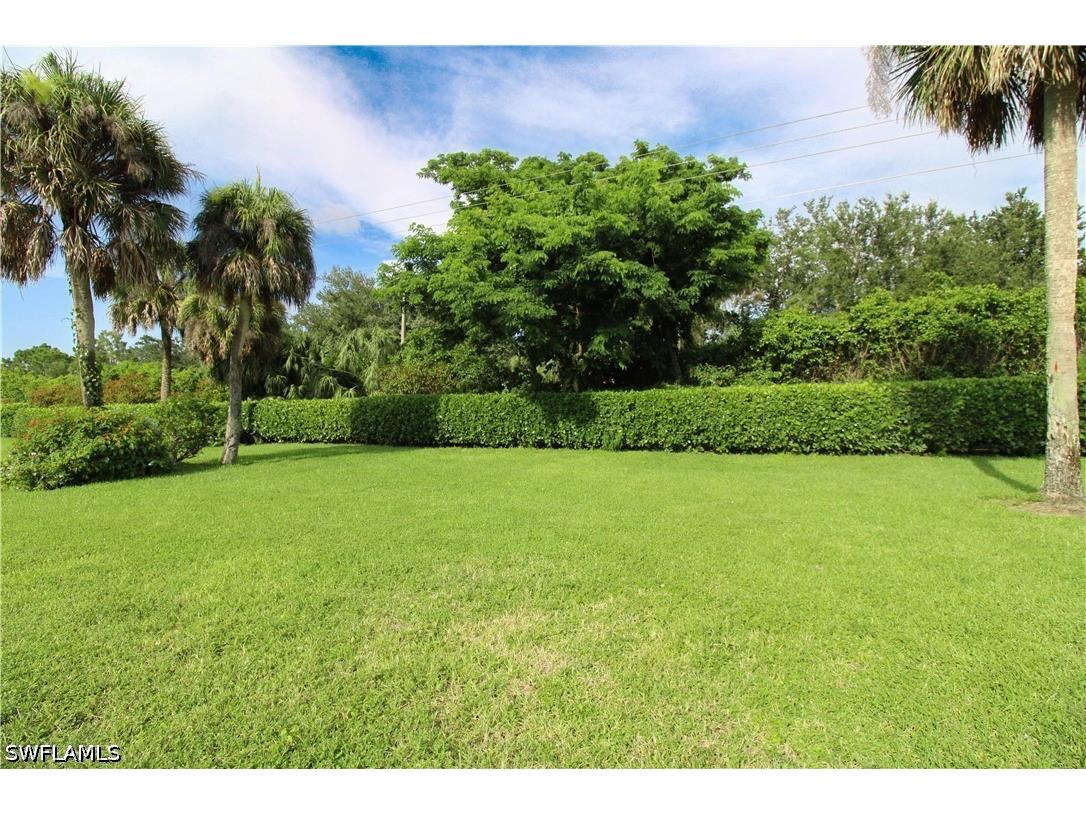 10201 Regent Circle Naples FL 34109 226015360 image28