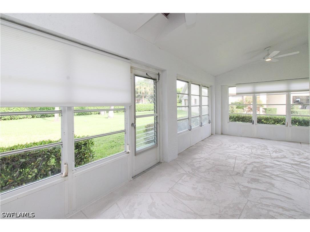 10201 Regent Circle Naples FL 34109 226015360 image5
