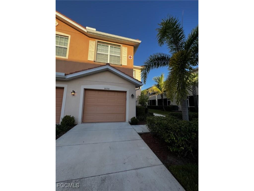 10201 Via Colomba Circle Fort Myers FL 33966 2025016084 image1