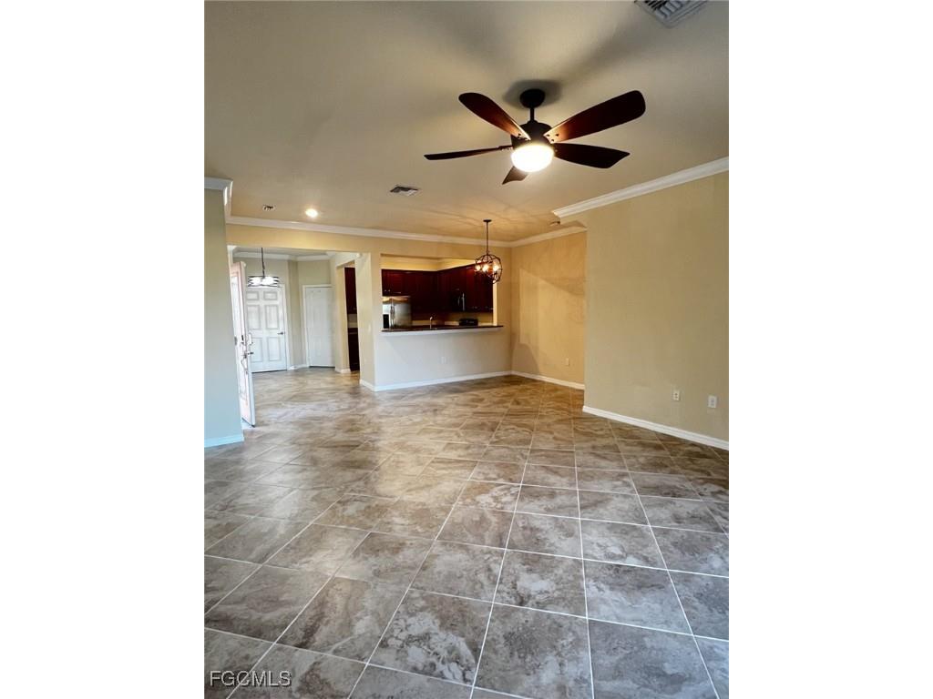 10201 Via Colomba Circle Fort Myers FL 33966 2025016084 image5