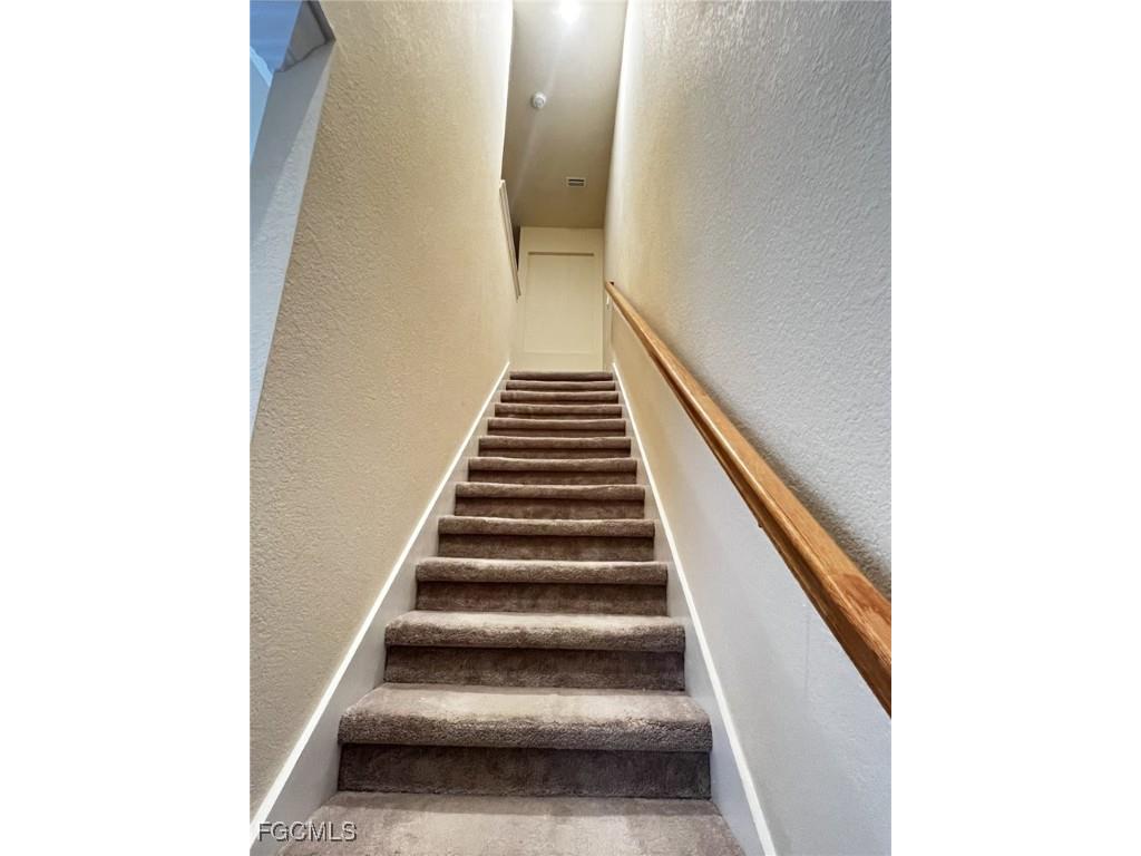 10201 Via Colomba Circle Fort Myers FL 33966 2025016084 image8