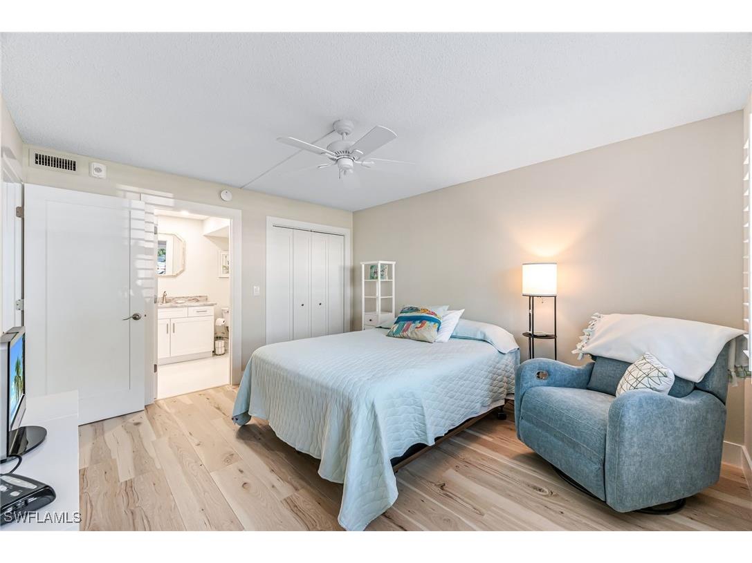 1021 3rd Street S #110 Naples FL 34102 225066296 image16