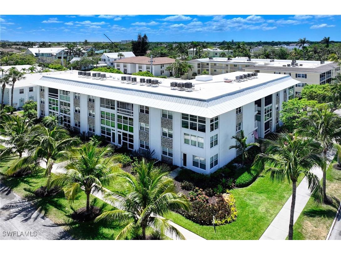 1021 3rd Street S #304 Naples FL 34102 224008872 image1