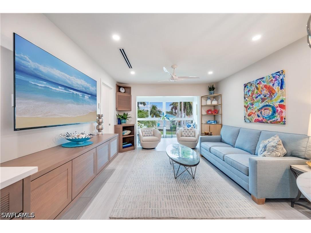 1021 3rd Street S #310 Naples FL 34102 226020925 image2