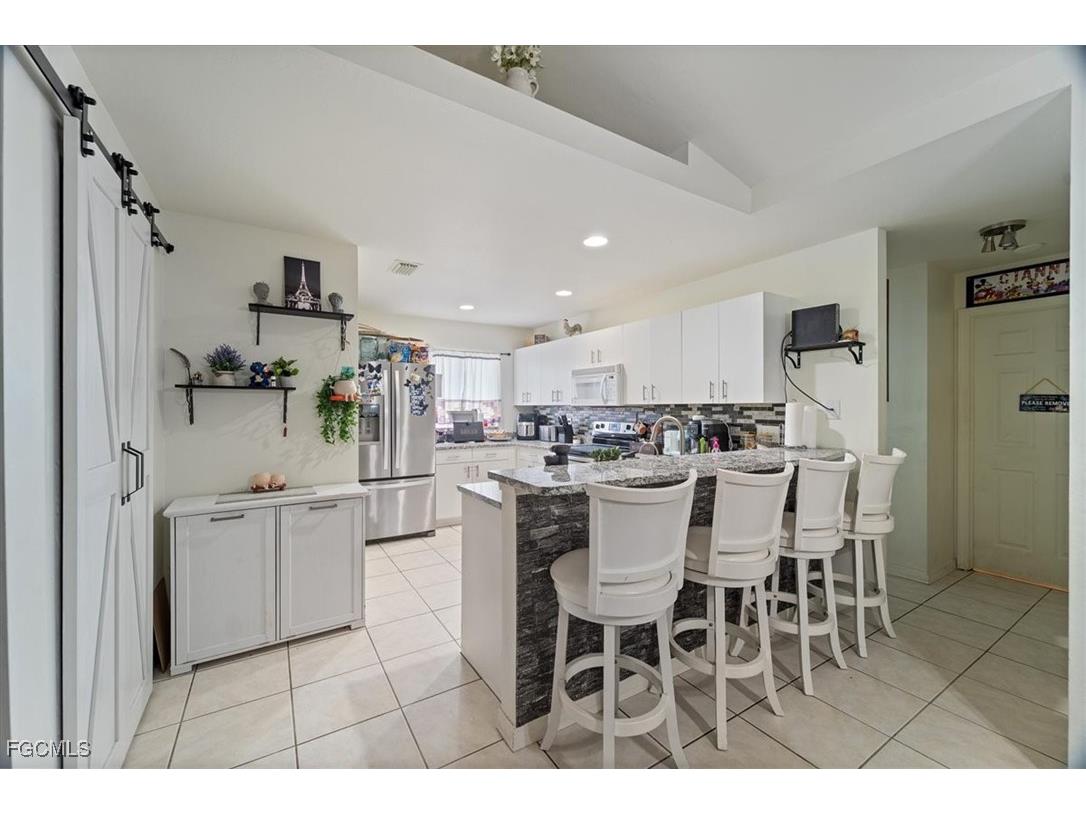 1021 Alvin Avenue Lehigh Acres FL 33971 2025012468 image27