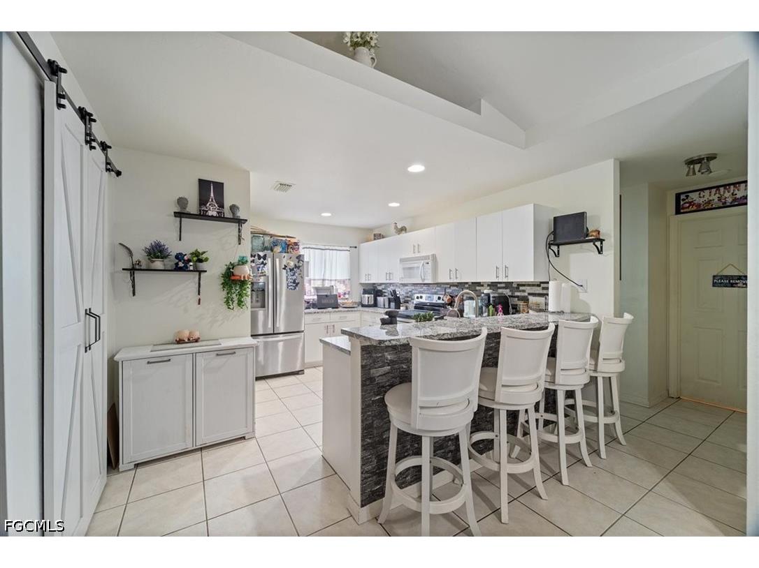 1021 Alvin Avenue Lehigh Acres FL 33971 2026018270 image6
