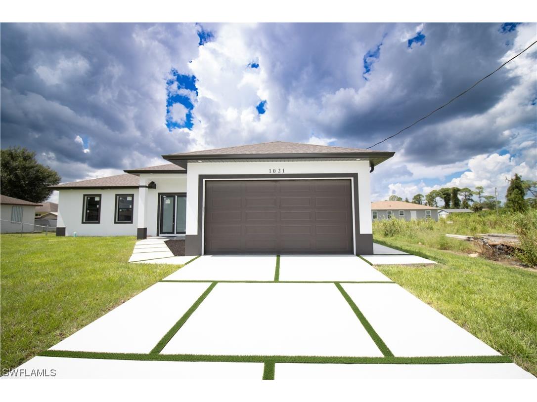 1021 Anson Avenue Lehigh Acres FL 33971 223067057 image1