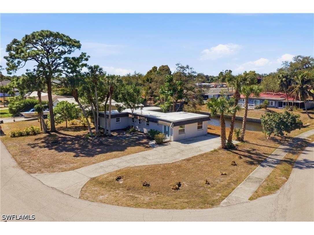 1021 April Lane North Fort Myers FL 33903 226008162 image16
