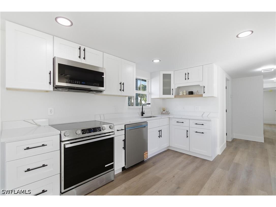 1021 April Lane North Fort Myers FL 33903 226008162 image2