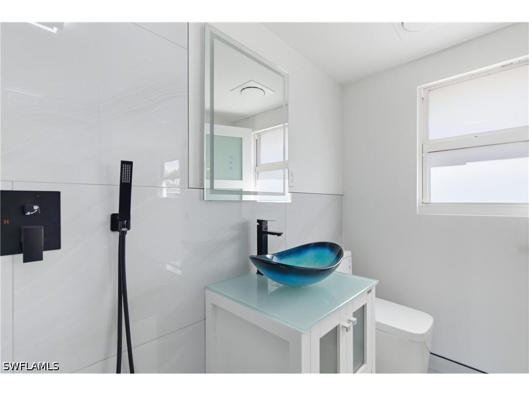 1021 April Lane North Fort Myers FL 33903 226008162 image30