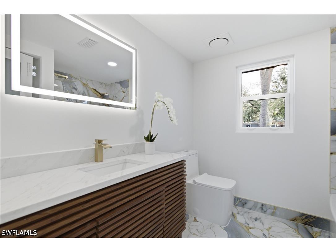 1021 April Lane North Fort Myers FL 33903 226008162 image7