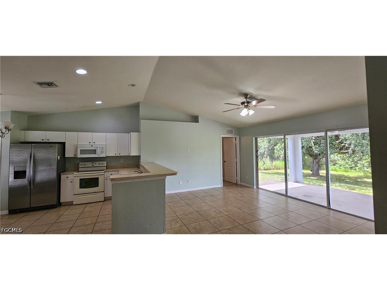 1021 Berwick Street Lehigh Acres FL 33974 2026028073 image3